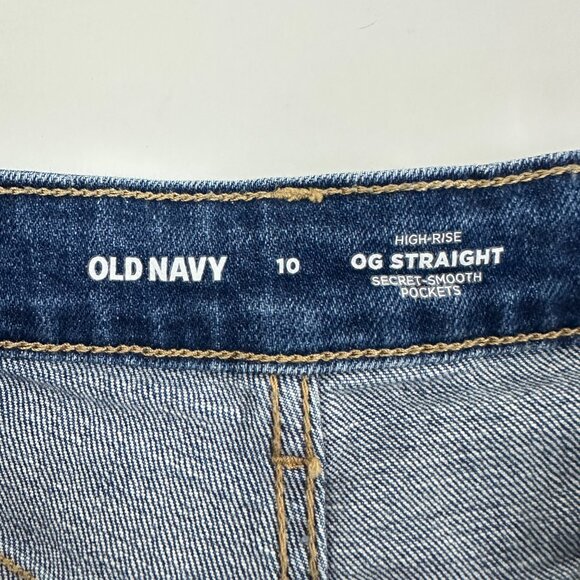 Old Navy High Rise OG Straight Distressed Raw Hem Women size 10 Blue Jean Shorts - Picture 2 of 4